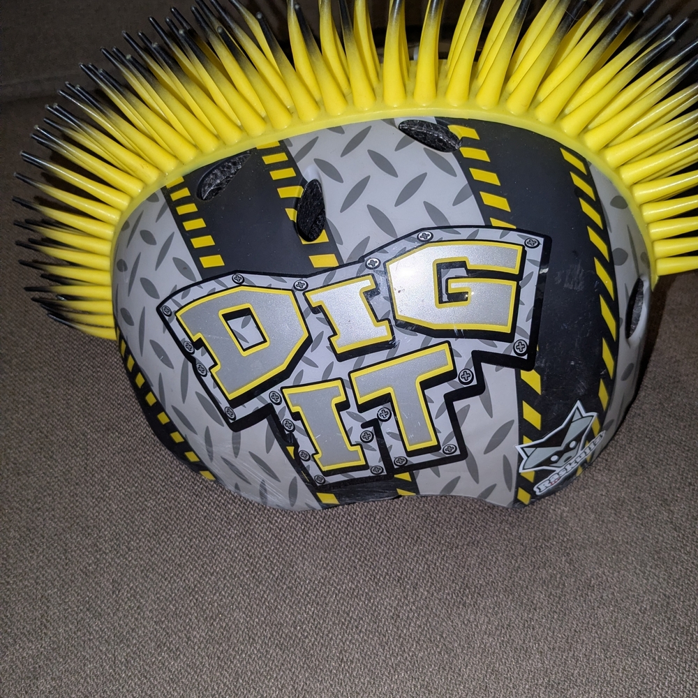 Yellow and Black Spiked Helmet